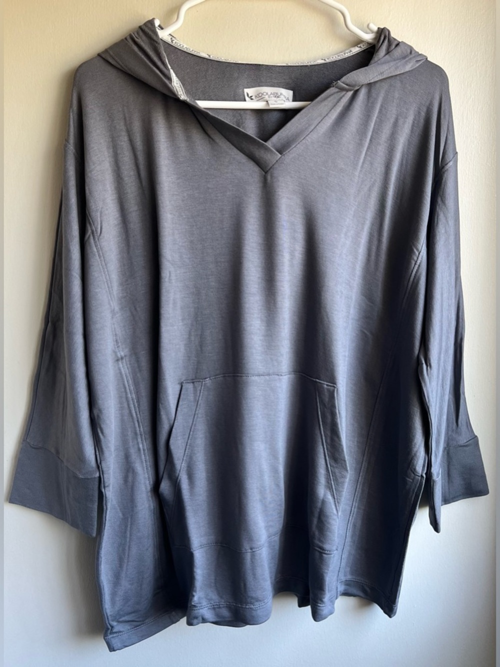 NWOT Koolaburra by UGG Dark Gray Hooded Pullover